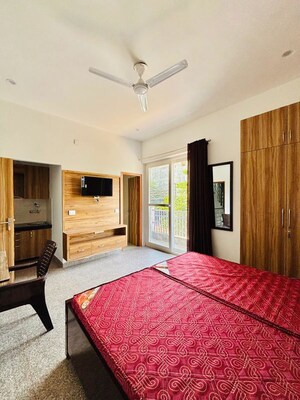 Bedroom in 1 RK Builder Floor at Sector 42 – for Rent