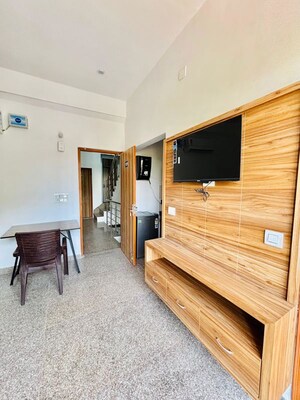 Room in 1 RK Builder Floor at Sector 42 – for Rent