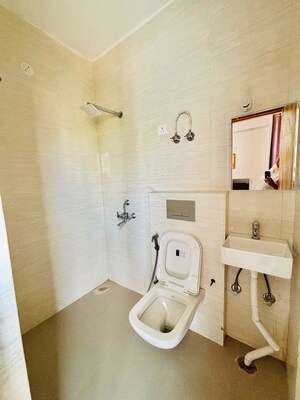 Bathroom in 1 RK Builder Floor at Sector 42 – for Rent