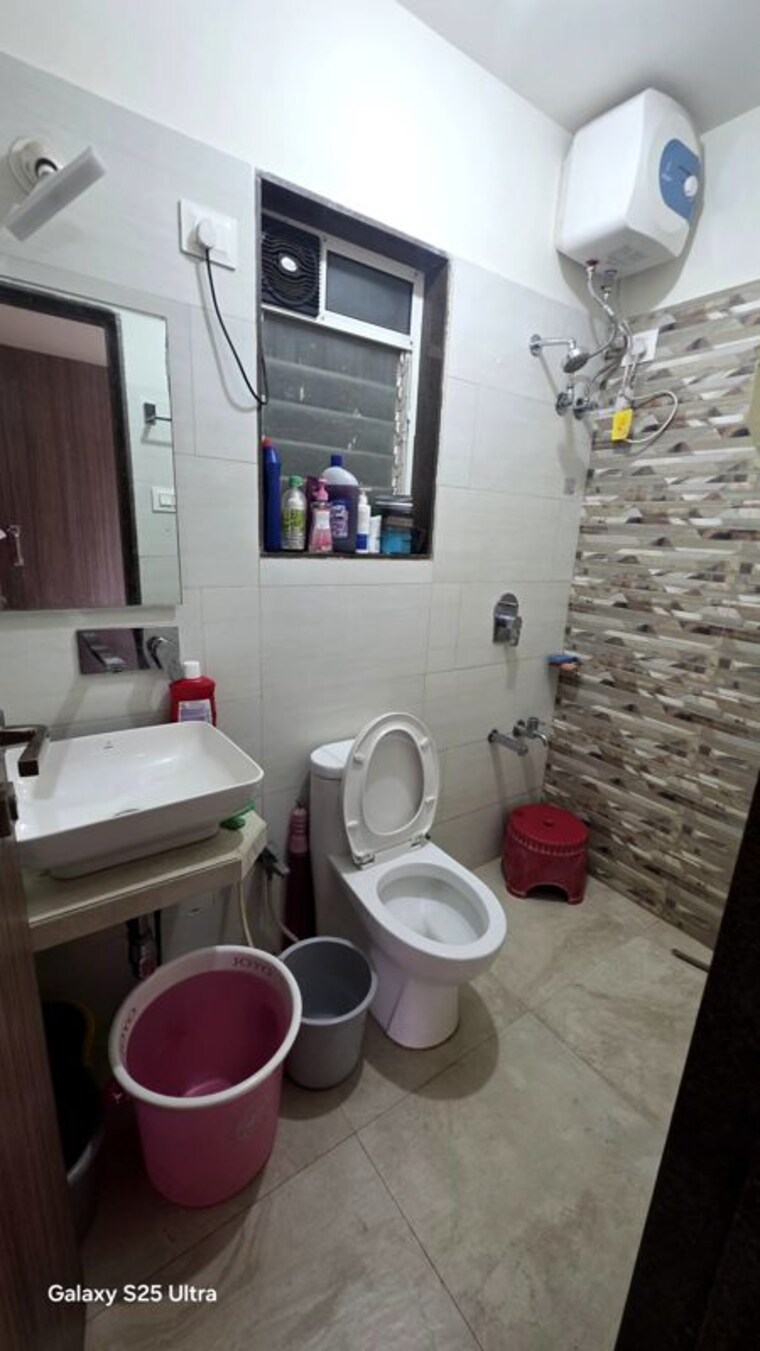 Bathroom, rutu-city 1 Bedroom 645 Sq.Ft. Apartment In Thane West Thane 10355389