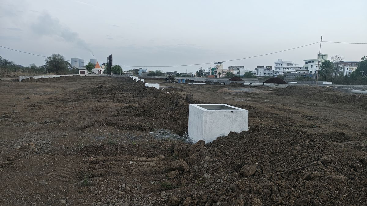 Plot For Sale in Koradi