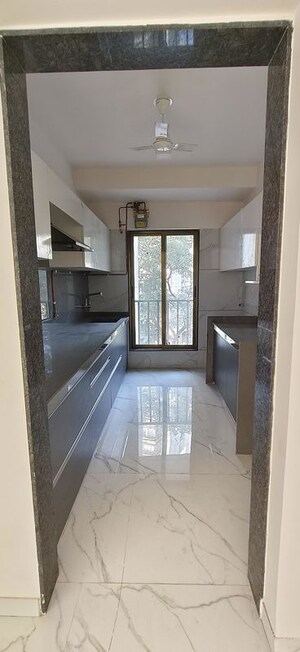 Kitchen in 4 BHK Apartment at Shubham Trident, Chembur – for Rent