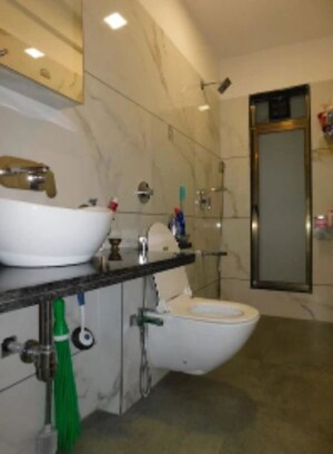 Bathroom in 4 BHK Apartment at Shubham Trident, Chembur – for Rent