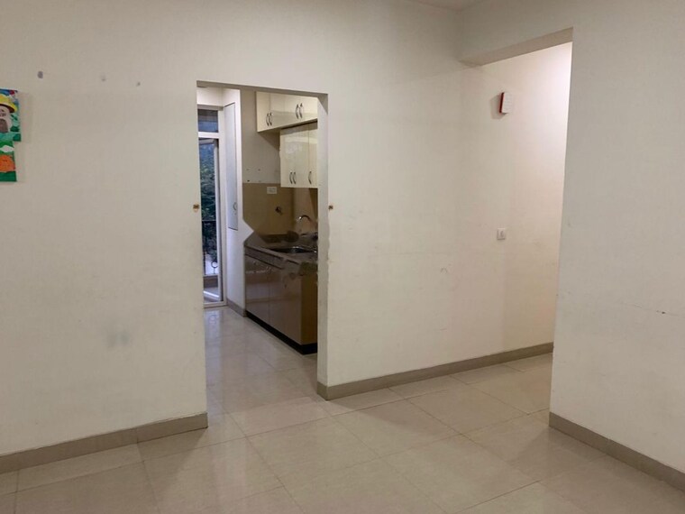 Room, emaar-emerald-estate 3.5 Bedroom 1350 Sq.Ft. Apartment In Sector 65 Gurgaon 10355535