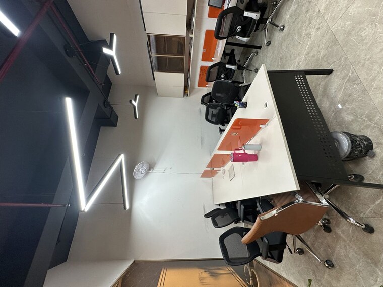 Team Area, spaze-itech-park Commercial Office Space 1003 Sq.Ft. In Sector 49 Gurgaon 10355532