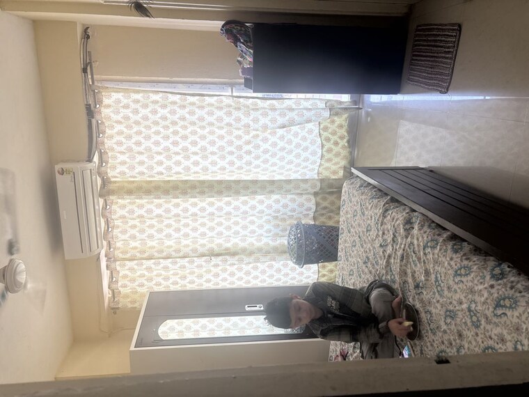 Bedroom, shree-vardhman-green-court 1 Bedroom 390 Sq.Ft. Apartment In Sector 90 Gurgaon 10355536