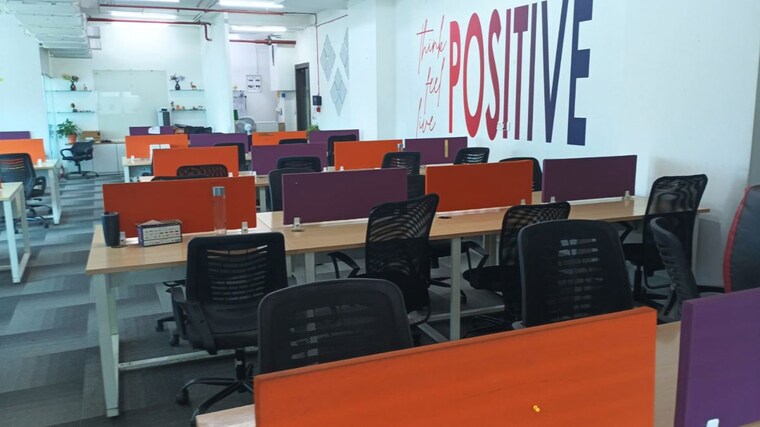 Team Area, lodha-supremus-powai Commercial Office Space 2670 Sq.Ft. In Powai Mumbai 9464164