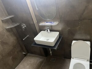 Attached Bathroom in 3 BHK Apartment at Jalvayu Towers, Sector 56 – for Rent