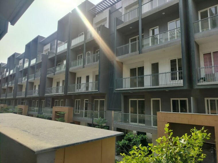 Exterior View, smart-world-orchard 2.5 Bedroom 1185 Sq.Ft. Apartment In Sector 61 Gurgaon 10355603