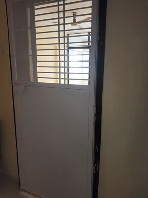 Room in 2 BHK Apartment at Sneha Vihar, Shivane – for Sale