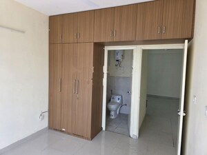 Room in 2 BHK Apartment at Pyramid Urban Homes 3, Sector 67a – for Rent