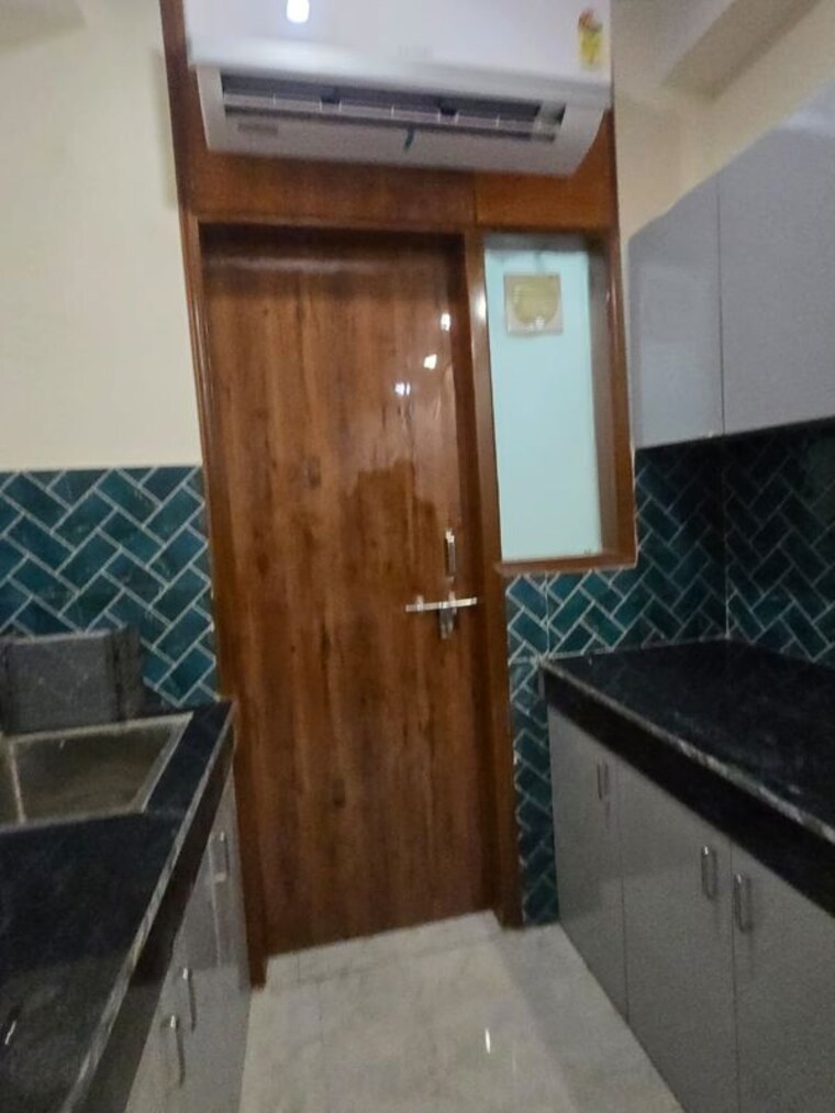 Kitchen, malibu town 1 RK 600 Sq.Ft. Builder Floor In Malibu Town Gurgaon 10355661