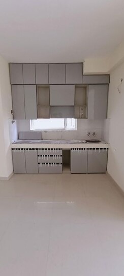 2 BHK Apartment For Rent in Pyramid Midtown