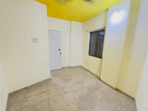 Room in 1 BHK Apartment at Dharmendra CHS, Borivali West – for Rent