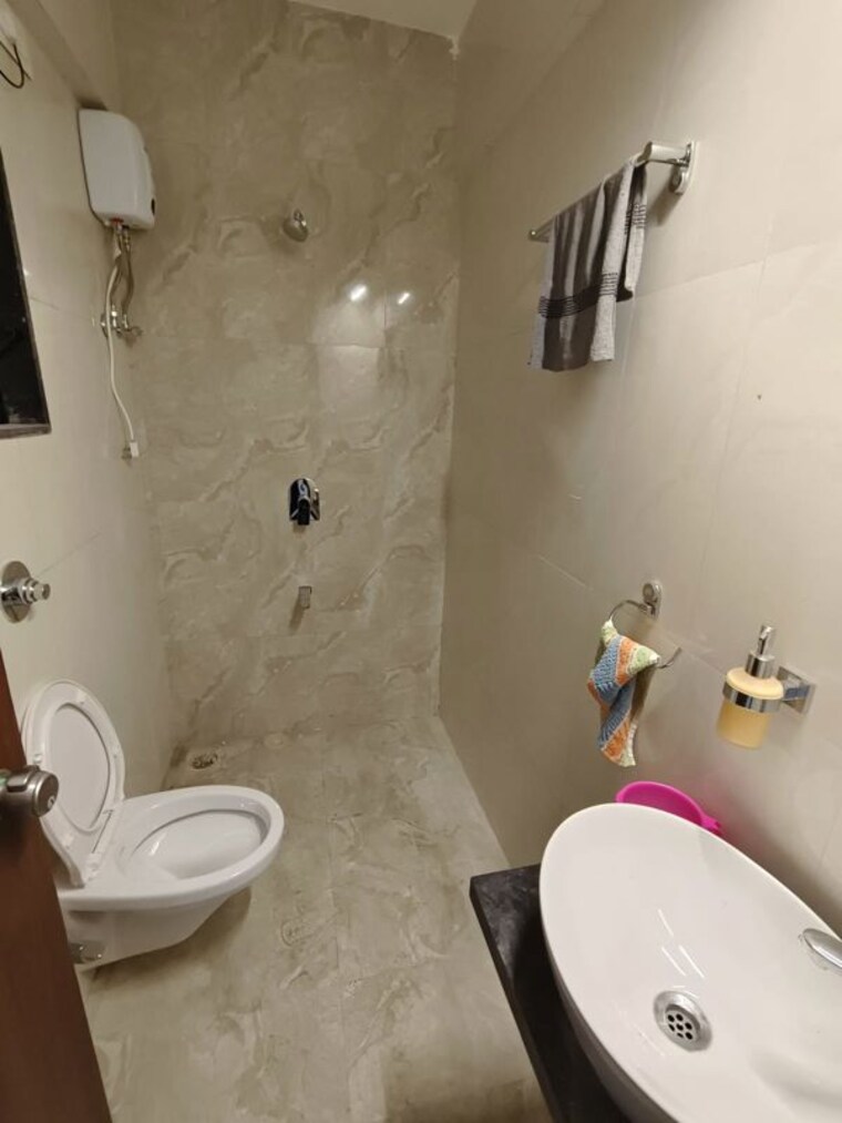 Bathroom, lalani-velentine-apartment-1-wing-d 2 Bedroom 700 Sq.Ft. Apartment In Malad East Mumbai 10355717