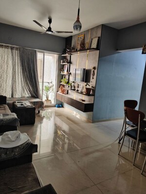 Team Area in 2 BHK Apartment at Tilak Nagar – for Rent
