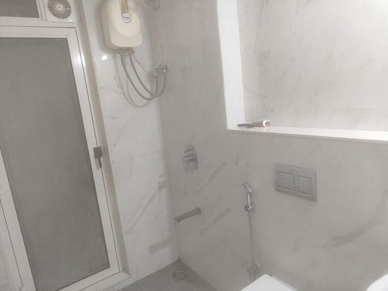Bathroom, subhash nagar 2 Bedroom 600 Sq.Ft. Apartment In Subhash Nagar Thane 10355745