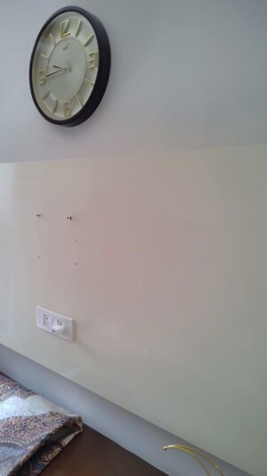 Furnished Amenities in 3 BHK Apartment at Sunshine Enclave, Vip Road – for Sale