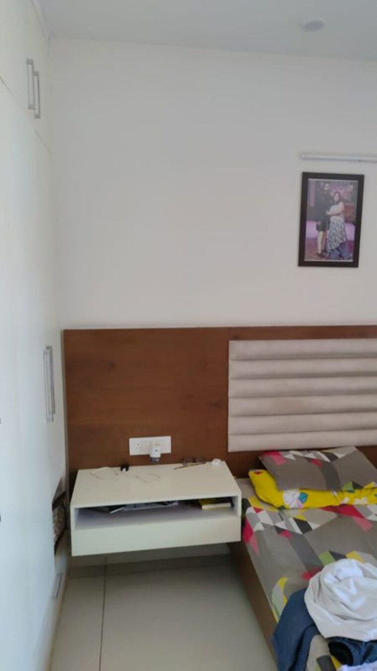 Bedroom, sunshine-enclave 3 Bedroom 1842 Sq.Ft. Apartment In Vip Road Zirakpur 10355723