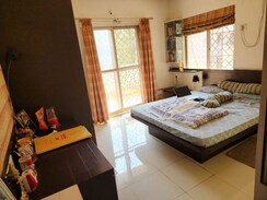 2 BHK + Pooja Room,Servant Room Apartment For Rent in GK Rose Icon