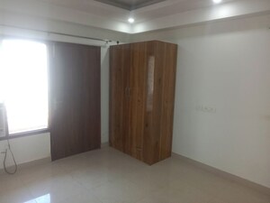 Room in 3 BHK Builder Floor at Kohli One Malibu Town Plot, Sector 47 – for Rent