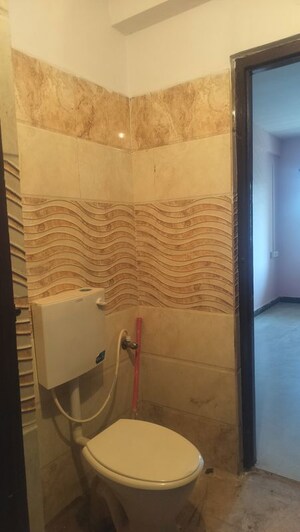 Bathroom in 3 BHK Apartment at Banjara Hills – for Rent