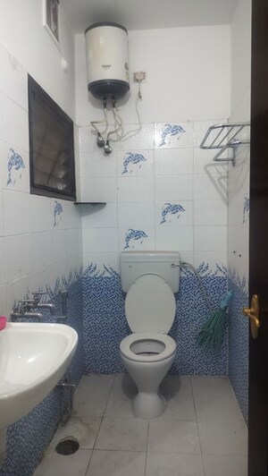 Bathroom in 3 BHK Apartment at Jubilee Hills – for Rent