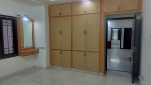 Room in 3 BHK Apartment at Jubilee Hills – for Rent