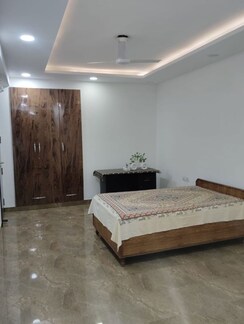 1 BHK + Pooja Room,Store Room Builder Floor For Rent in Sector 46