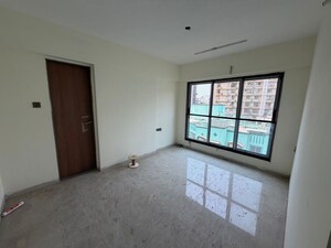 Room in 3 BHK Apartment at Jaydeep Elanza, Chembur – for Rent