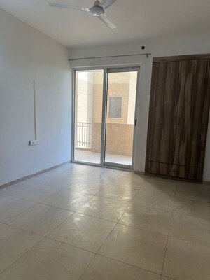 Room in 3 BHK Apartment at Sushma Grande Nxt, Lohgarh – for Rent