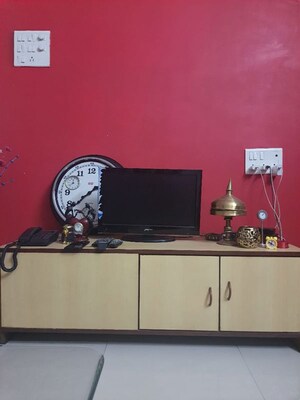 Furnished Amenities in 2 BHK Apartment at Kubera Gulshan, Aundh – for Rent