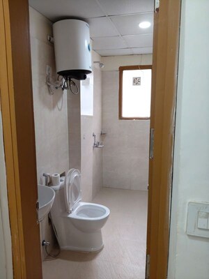 Bathroom in 1 RK Builder Floor at Kohli One Malibu Town Plot, Sector 47 – for Rent