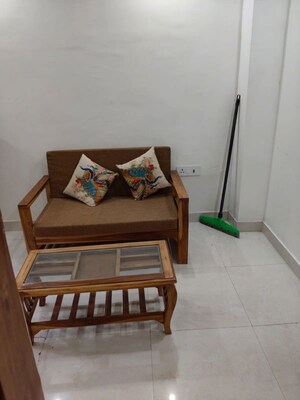 Furnished Amenities in 1 RK Builder Floor at Kohli One Malibu Town Plot, Sector 47 – for Rent