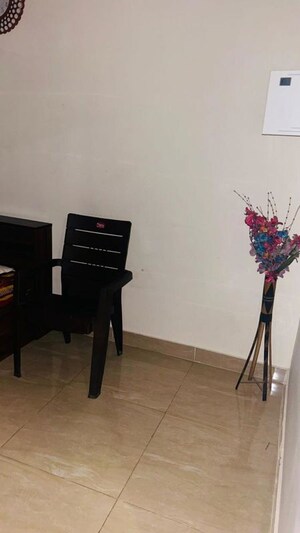 Furnished Amenities in 1 RK Apartment at Gaur City 2 - 14th Avenue, Sector 16c Greater Noida – for Rent