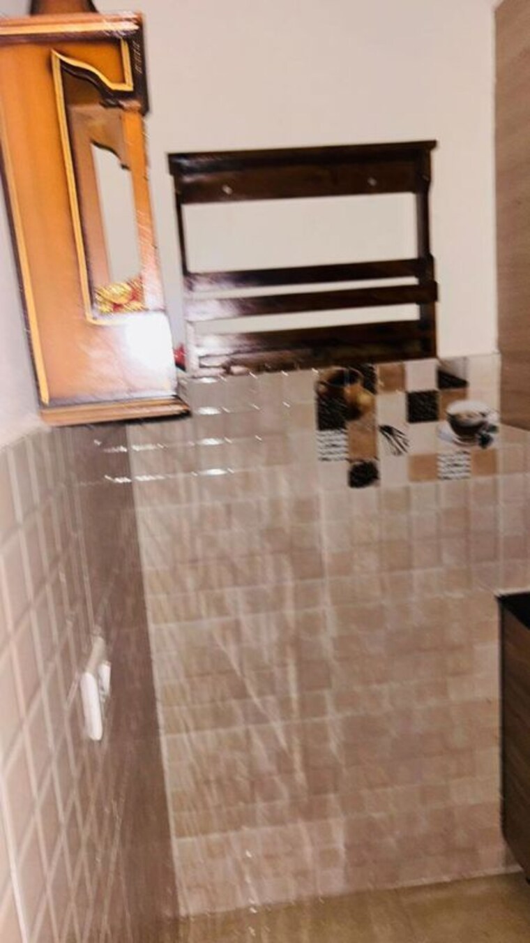 Bathroom, gaur-city-2-14th-avenue 1 RK 450 Sq.Ft. Apartment In Sector 16c Greater Noida Greater Noida 10355867