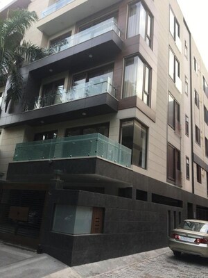3 BHK Builder Floor – Exterior View View at Safdarjung Enclave - for Rent
