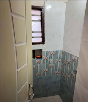 Balcony in 2 BHK Builder Floor at Sector 45 – for Rent