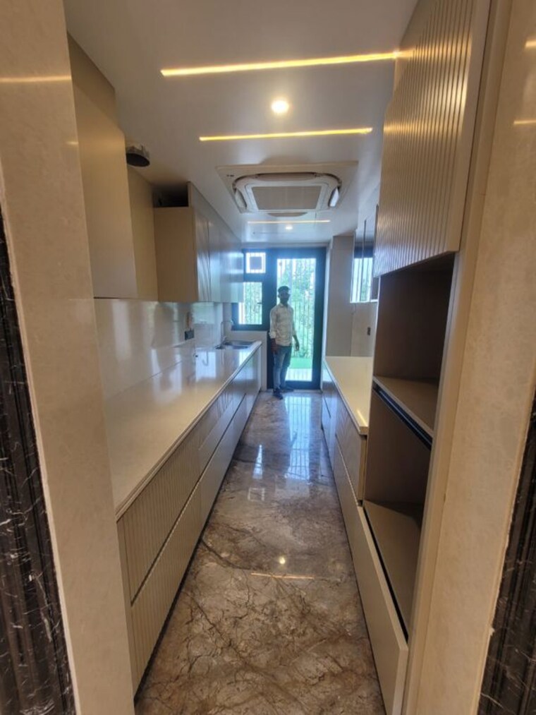 Kitchen, ansal-sushant-lok-i 3 Bedroom 215 Sq.Yd. Builder Floor In Sector 43 Gurgaon 10355909