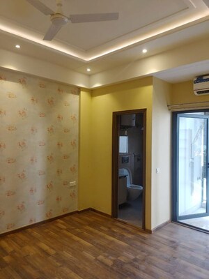 Building Lobby in 3 BHK Apartment at Suncity Vatsal Valley, Gwal Pahari – for Rent