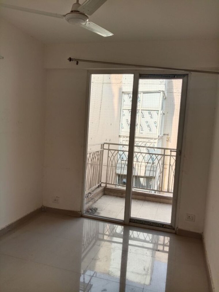 Room, mahagun-mywoods 2.5 Bedroom 1190 Sq.Ft. Apartment In Sector 16c Greater Noida Greater Noida 10355973
