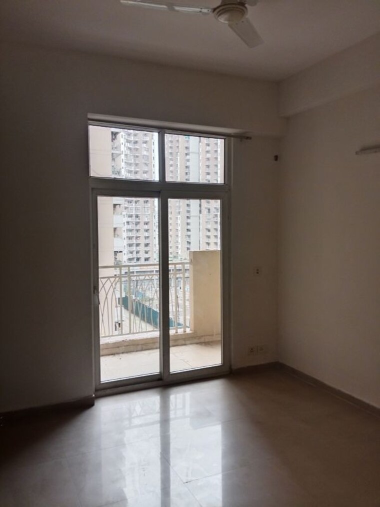 Room, mahagun-mywoods 2.5 Bedroom 1190 Sq.Ft. Apartment In Sector 16c Greater Noida Greater Noida 10355973