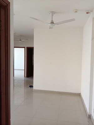 Room in 2.5 BHK Apartment at Mahagun Mywoods, Sector 16c Greater Noida – for Sale
