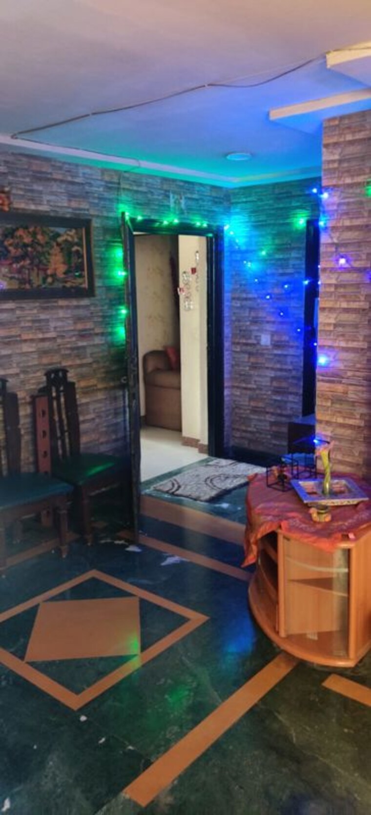 Living Room, ansal-valley-view-estate 3 Bedroom 1350 Sq.Ft. Apartment In Gwal Pahari Gurgaon 10355962