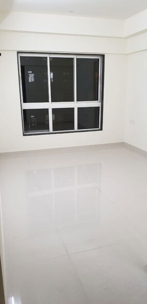 Room in 2 BHK Apartment at Godrej Prime, Chembur – for Rent