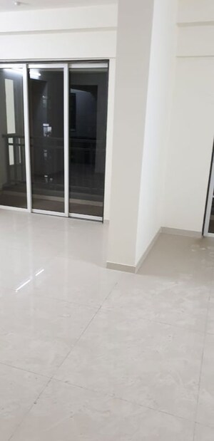 Room in 2 BHK Apartment at Godrej Prime, Chembur – for Rent