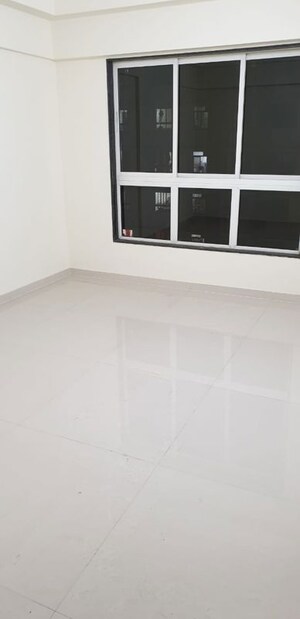 Room in 2 BHK Apartment at Godrej Prime, Chembur – for Rent