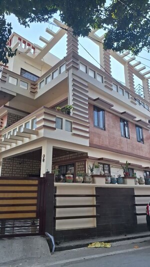 4 BHK Independent House For Rent in Laxman Chowk
