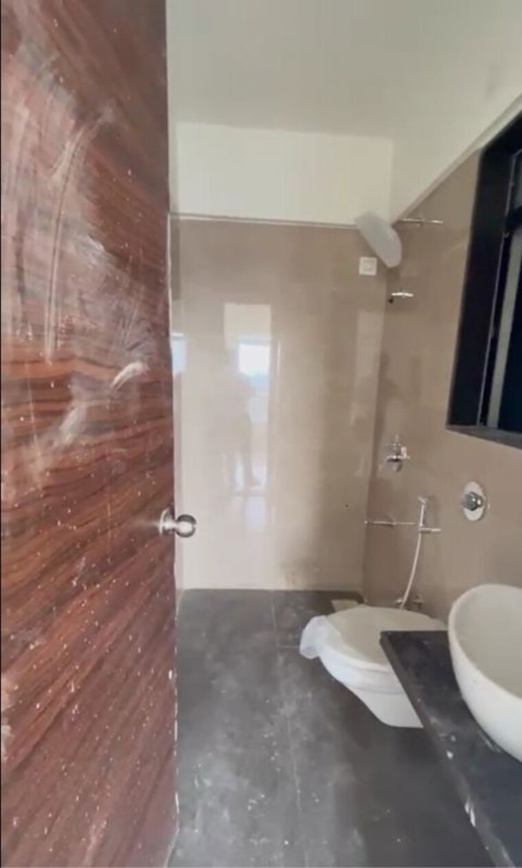 Bathroom, crystal-armus 2 Bedroom 677 Sq.Ft. Apartment In Chembur Mumbai 10355982