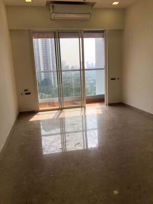 Room in 2 BHK Apartment at Ekta Tripolis, Goregaon West – for Rent